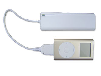 iPod/iPod mini/iPod photo用　単3乾電池携帯急速充電器